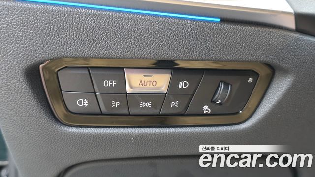 BMW i4 2022 — photo 21