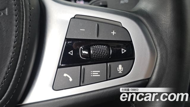 BMW i4 2022 — photo 24