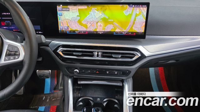 BMW i4 2022 — photo 25