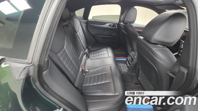 BMW i4 2022 — photo 33