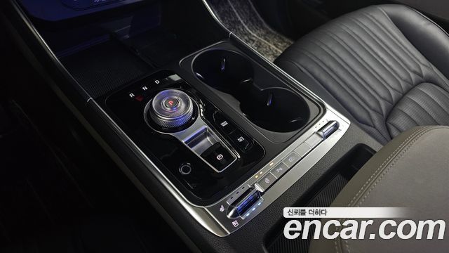 Kia Canival 2025 — photo 9