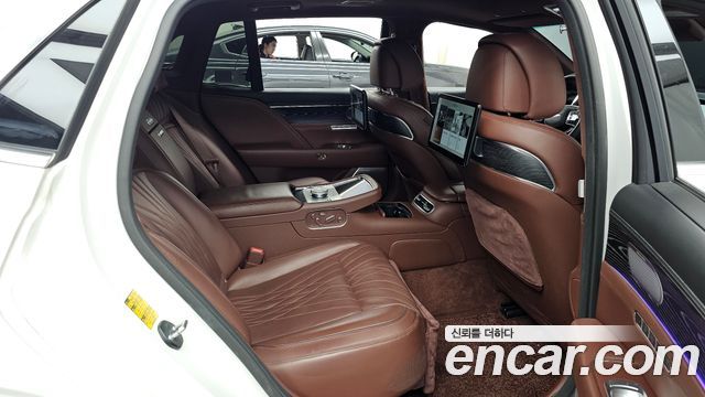 Genesis G90 2023 — photo 12