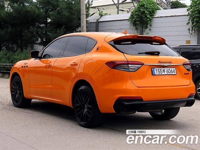 Maserati Levante 2022 — photo 3