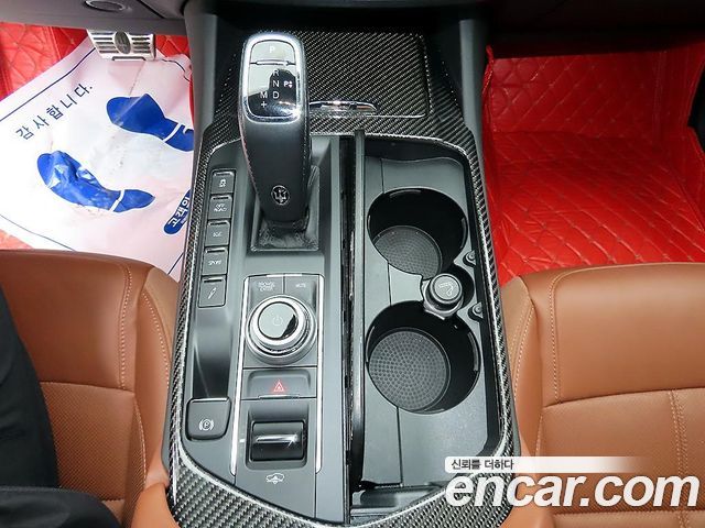 Maserati Levante 2022 — photo 10