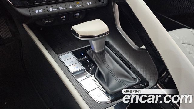 Hyundai AVANTE 2023 — photo 9