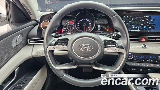 Hyundai AVANTE 2023 — photo 13