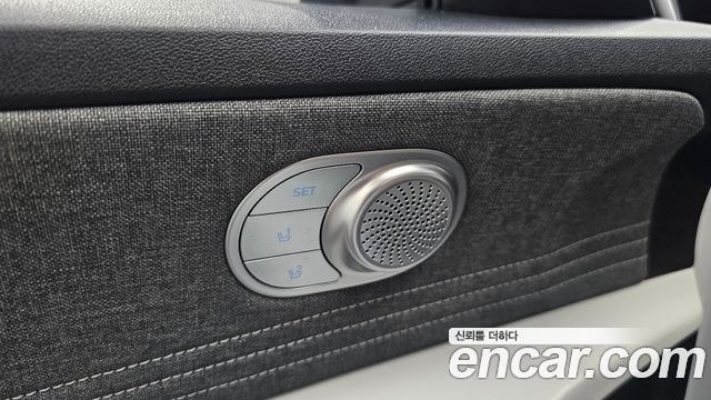 Hyundai AVANTE 2023 — photo 18