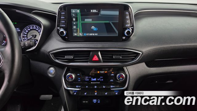 Hyundai Santafe 2019 — photo 12