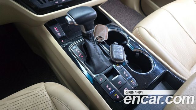 Kia Canival 2020 — photo 12