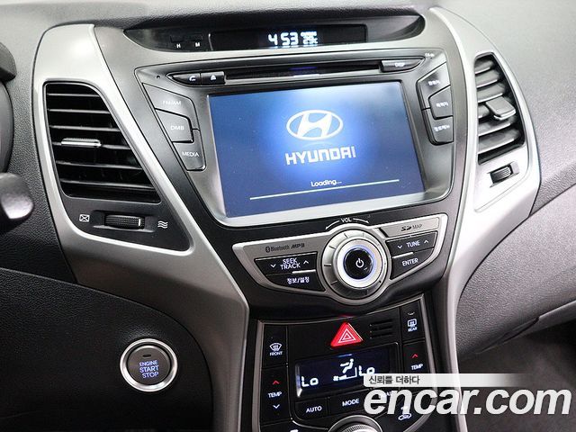 Hyundai AVANTE 2014 — photo 9