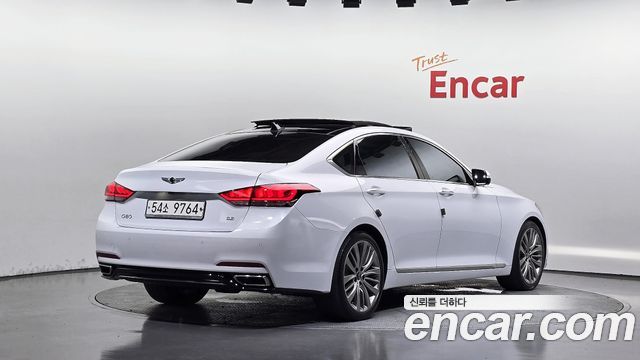 Genesis G80 2018 — photo 2