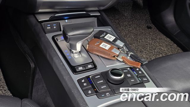 Genesis G80 2018 — photo 12