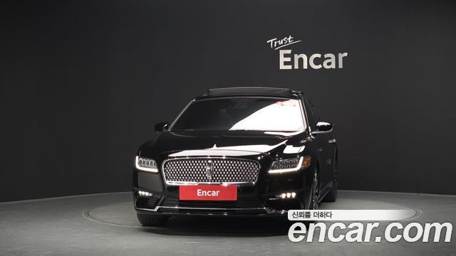 Lincoln Continental 2017 — photo 3