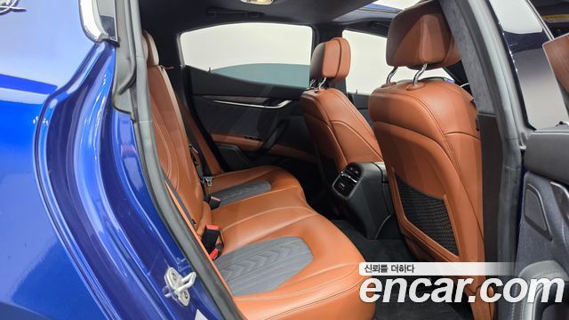 Maserati Ghibli 2018 — photo 17
