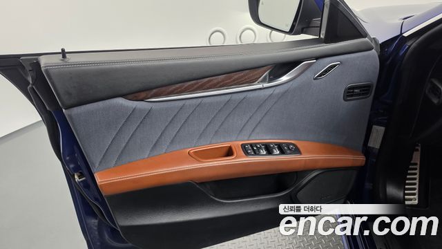 Maserati Ghibli 2018 — photo 14