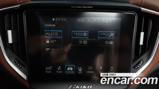 Maserati Ghibli 2018 — photo 32