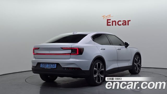 Polestar Polestar 2 2022 — photo 2