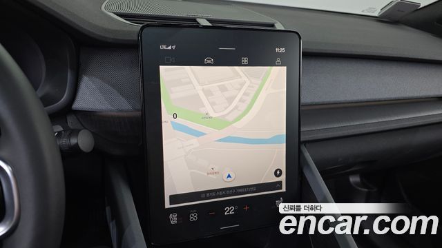Polestar Polestar 2 2022 — photo 19