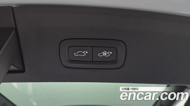 Polestar Polestar 2 2022 — photo 26
