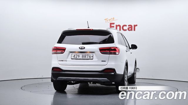 Kia Sorento 2015 — photo 4