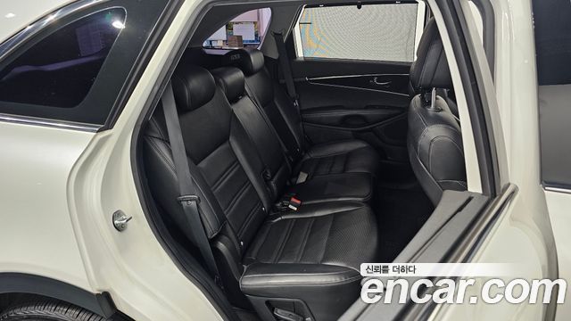 Kia Sorento 2015 — photo 17