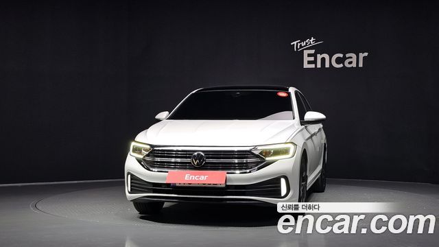 Volkswagen Jetta 2023 — photo 3