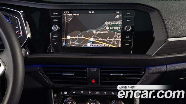 Volkswagen Jetta 2023 — photo 20