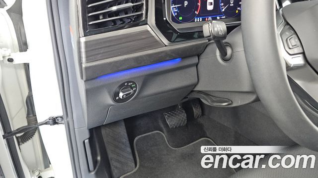 Volkswagen Jetta 2023 — photo 30