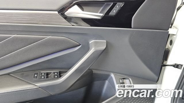 Volkswagen Jetta 2023 — photo 33