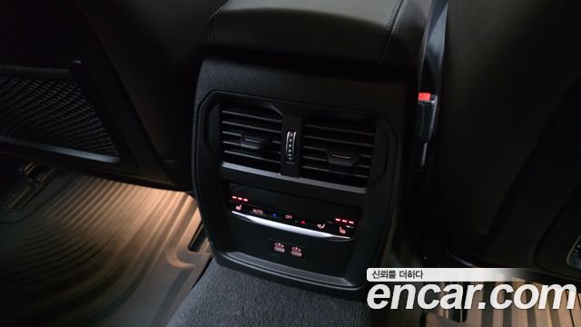 BMW i4 2023 — photo 24