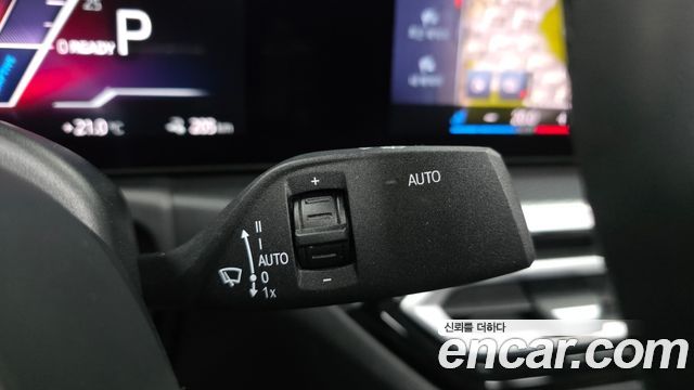 BMW i4 2023 — photo 28