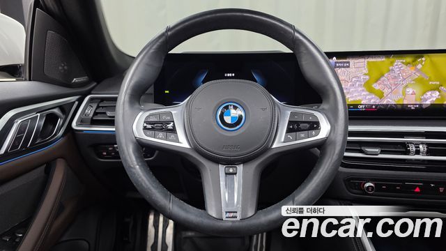 BMW i4 2023 — photo 31