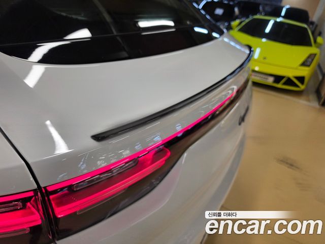 Porsche Cayenne 2022 — photo 4