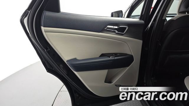 Kia Sportage 2023 — photo 15