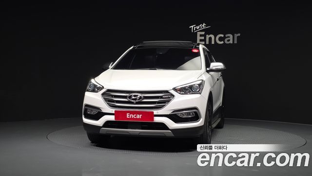 Hyundai Santafe 2018 — photo 3