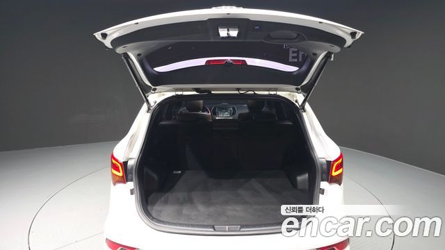 Hyundai Santafe 2018 — photo 20