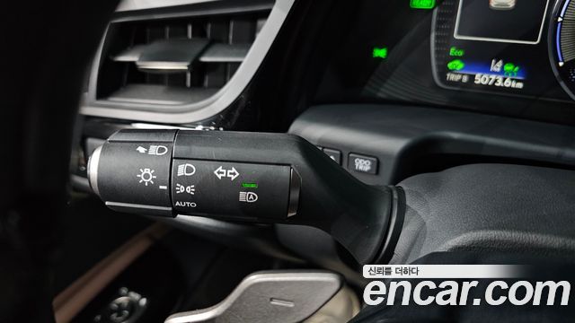 Lexus ES 2025 — photo 30