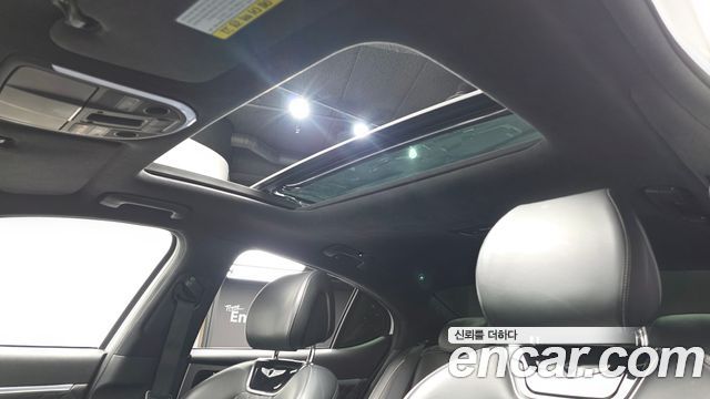 Genesis G70 2018 — photo 17