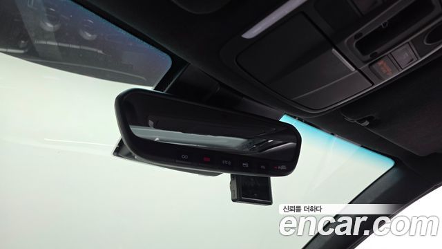 Genesis G70 2018 — photo 18