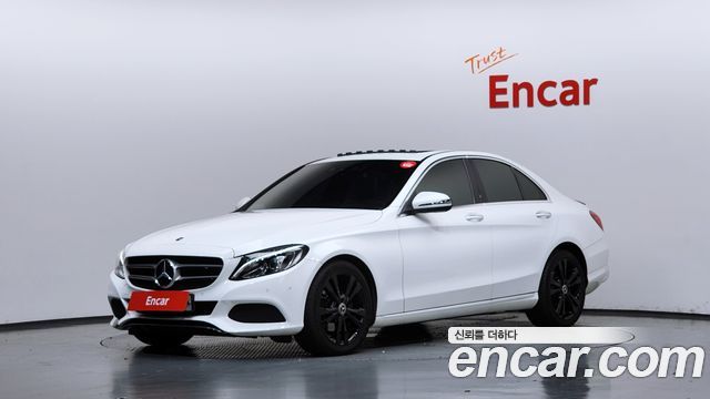 Mercedes-Benz C-Class 2018 — photo 1