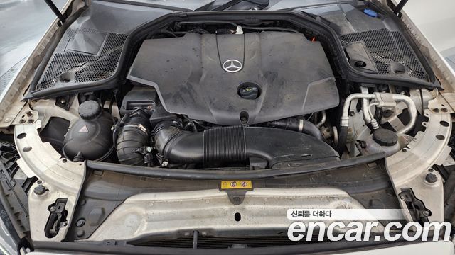 Mercedes-Benz C-Class 2018 — photo 6