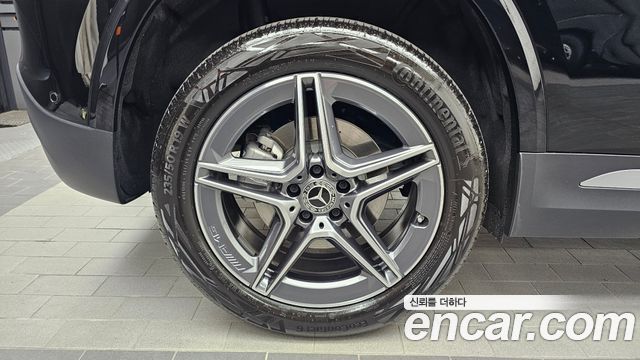 Mercedes-Benz GLA-Class 2026 — photo 5