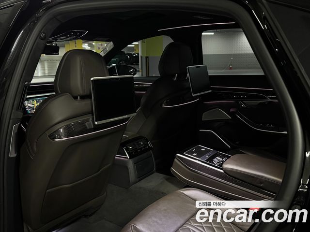 Audi S8 2020 — photo 11