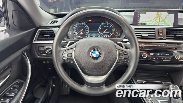 BMW Gran Turismo 2020 — photo 19