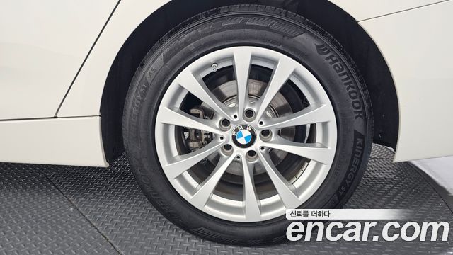 BMW Gran Turismo 2020 — photo 7