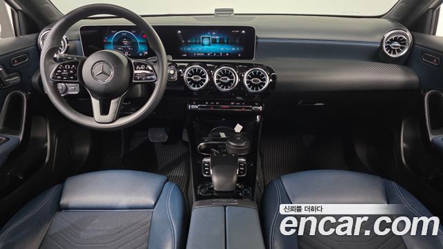 Mercedes-Benz A-Class 2019 — photo 7