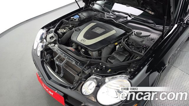 Mercedes-Benz E-Class 2008 — photo 6