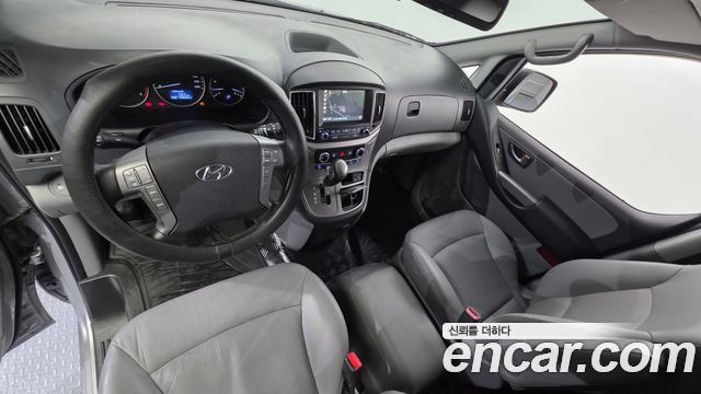 Hyundai Starex 2018 — photo 7