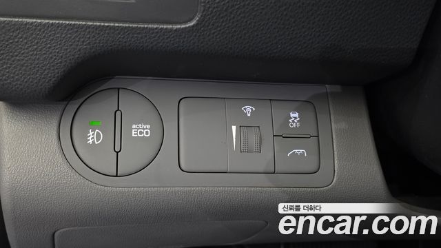 Hyundai Starex 2018 — photo 13