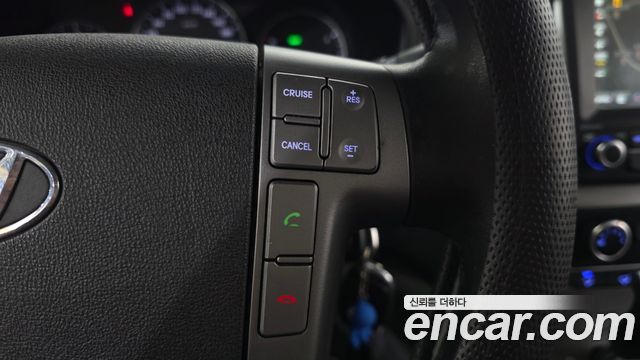Hyundai Starex 2018 — photo 18